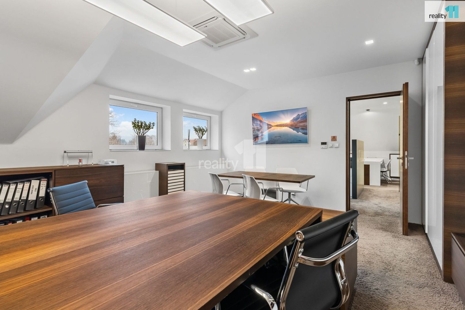 Prodej komerčního prostoru 377 m² - foto 4