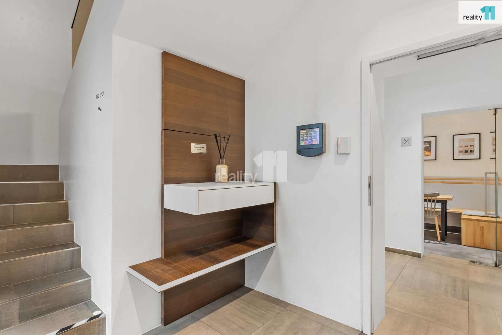 Prodej komerčního prostoru 377 m² - foto 21