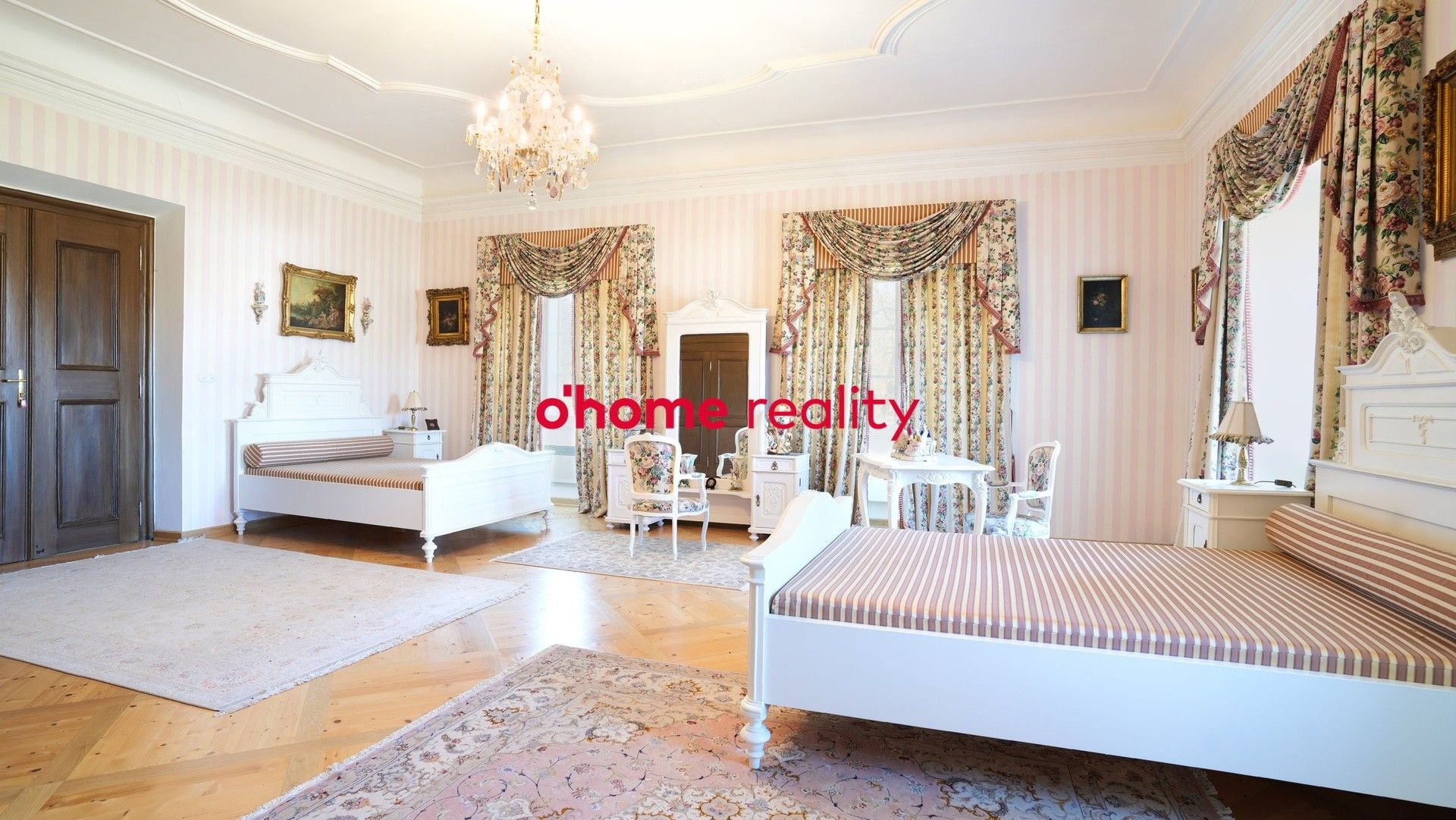 Prodej nemovitosti 2812 m² - foto 24