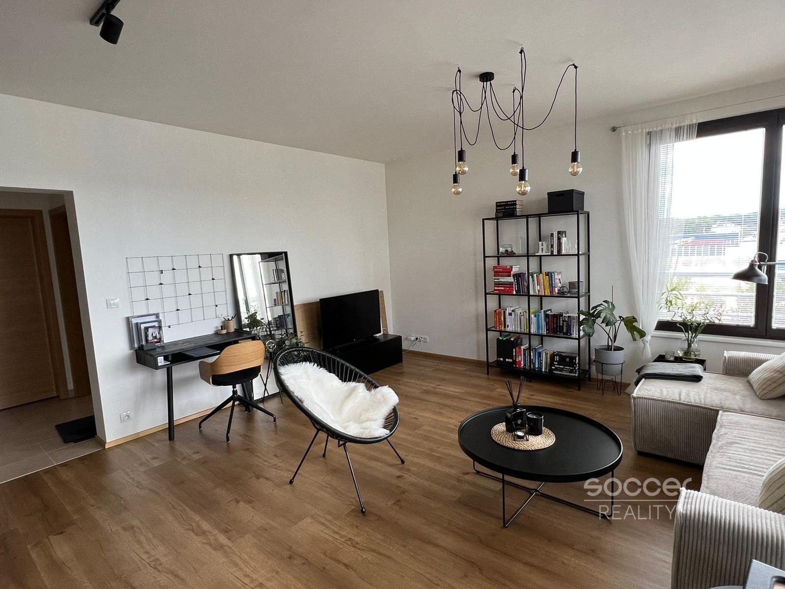 Pronájem bytu 2+kk 48 m² - foto 2