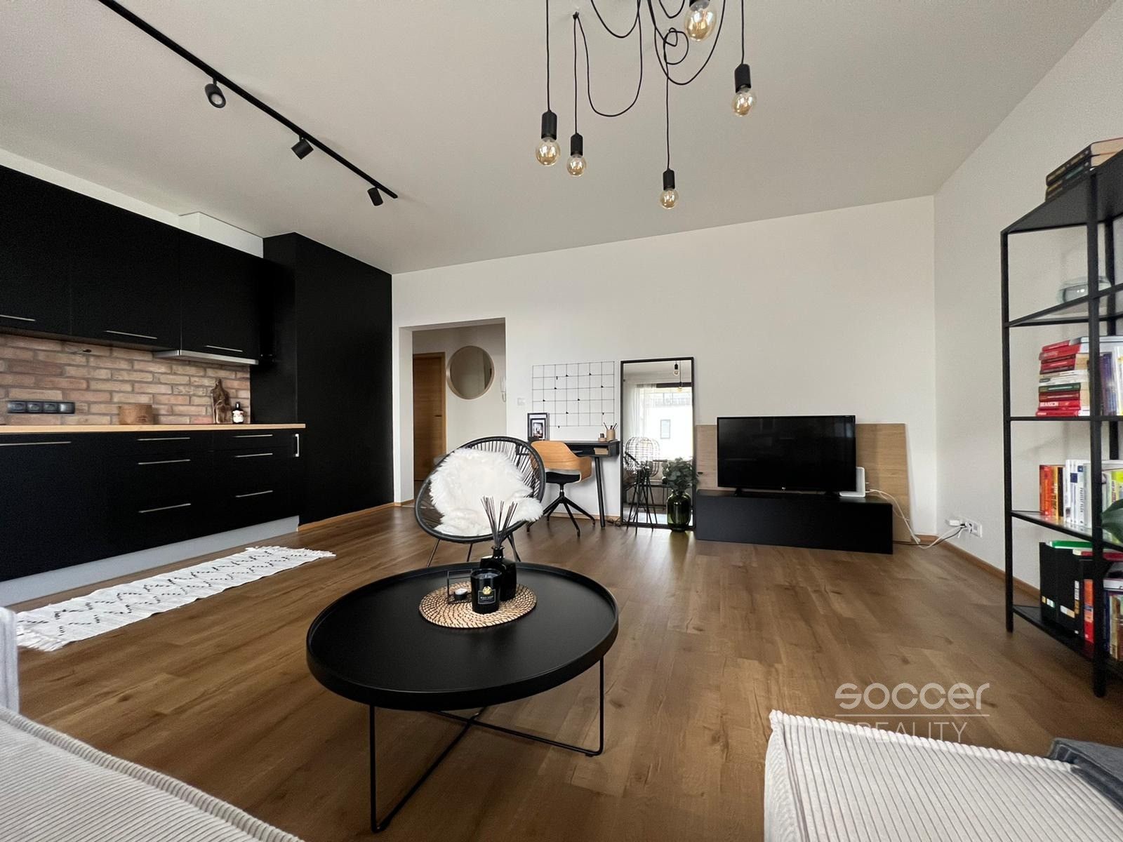 Pronájem bytu 2+kk 48 m² - foto 4