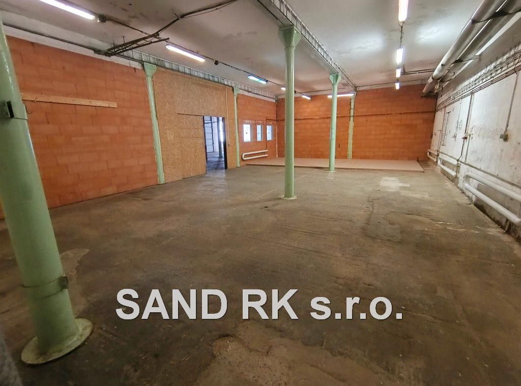 Pronájem nemovitosti 3300 m² - foto 8