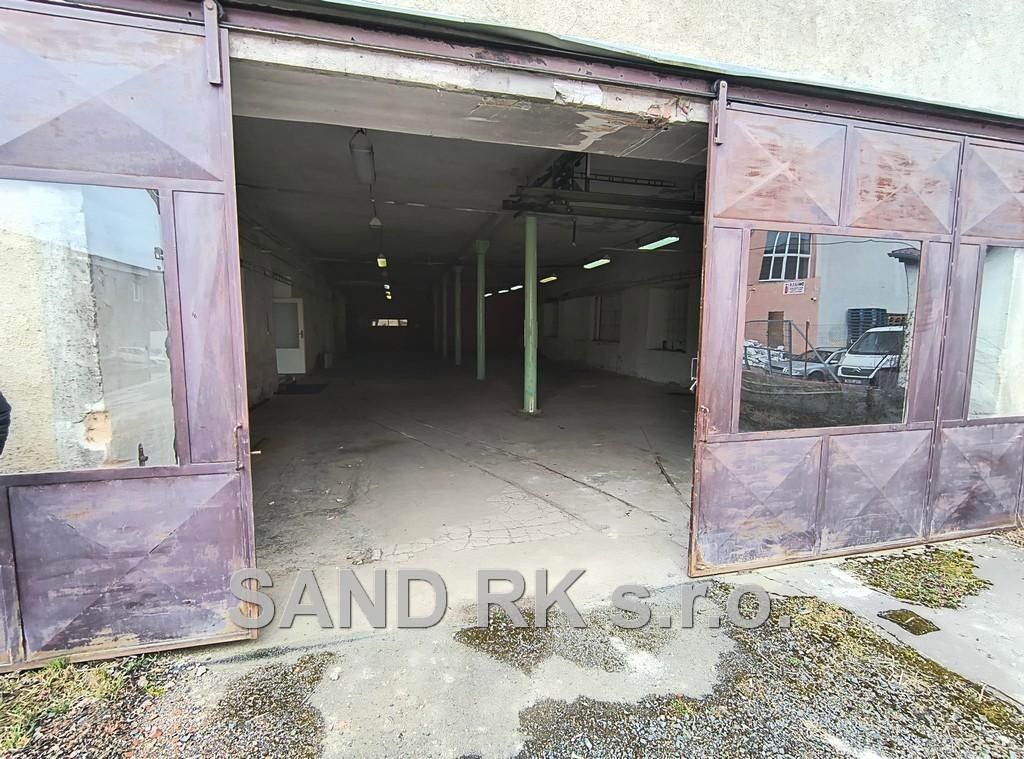 Pronájem nemovitosti 3300 m² - foto 11