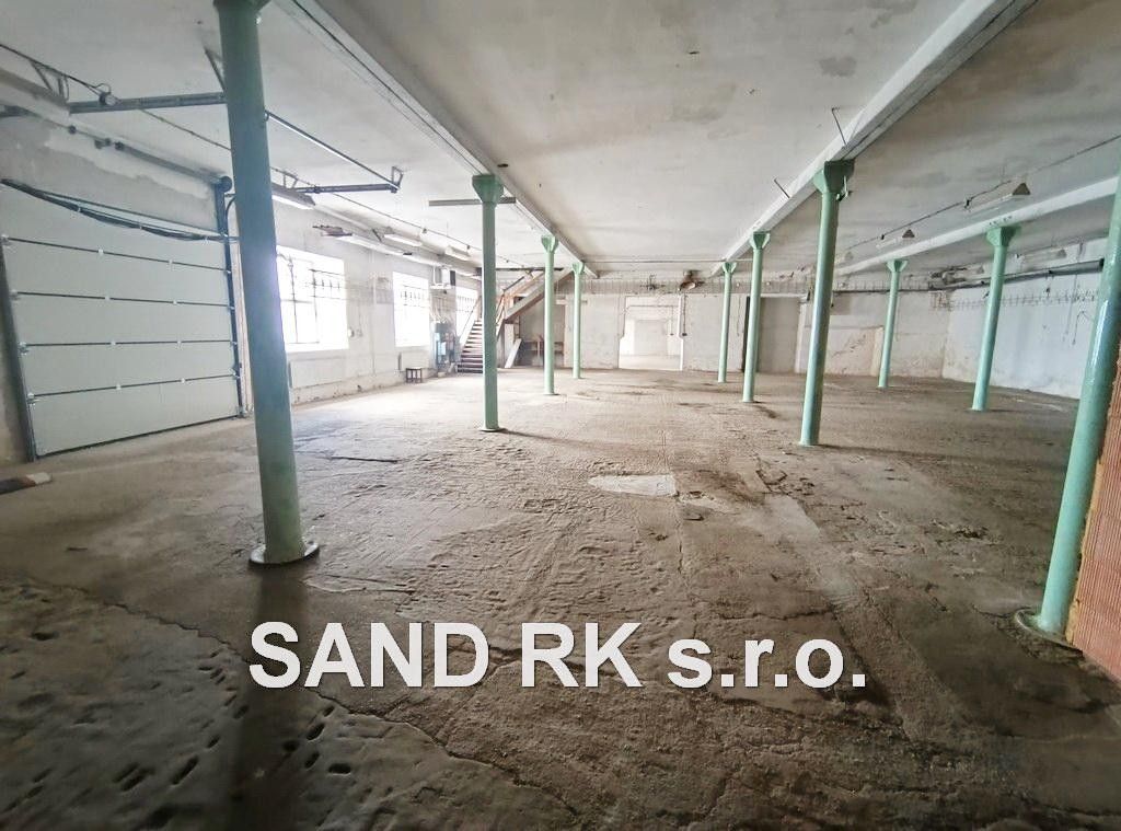 Pronájem nemovitosti 3300 m² - foto 14