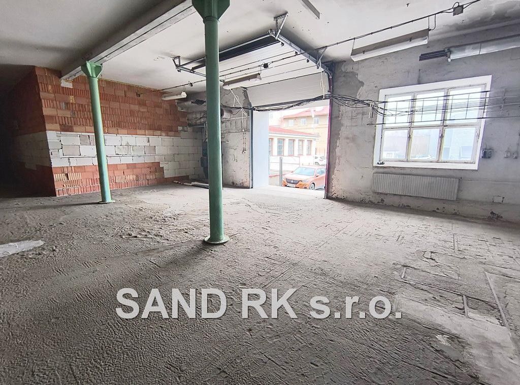 Pronájem nemovitosti 3300 m² - foto 15