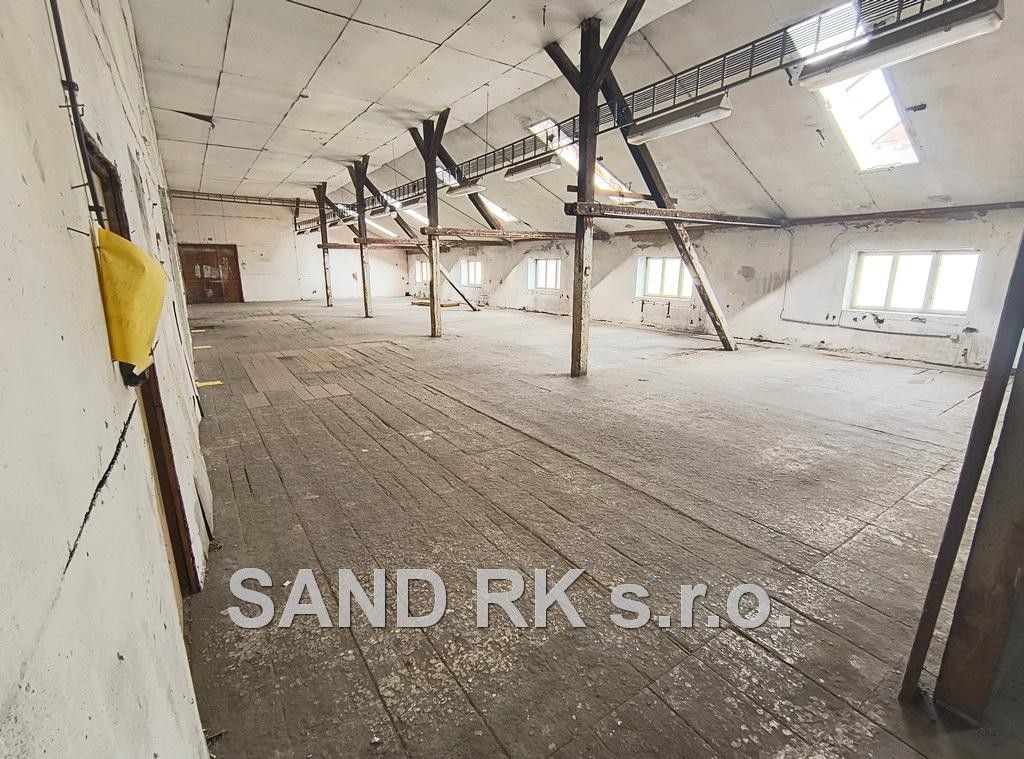 Pronájem nemovitosti 3300 m² - foto 20