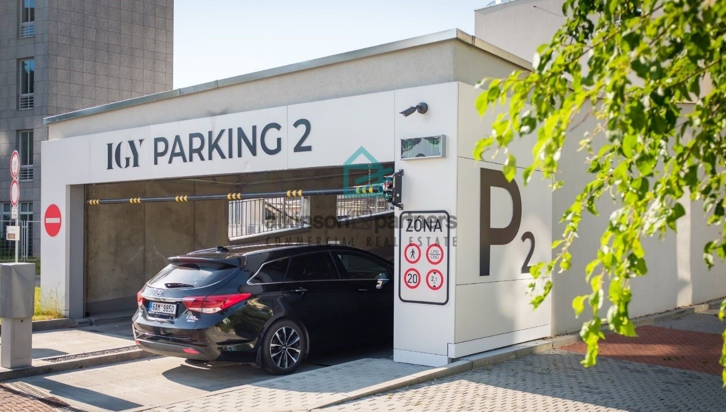 Pronájem komerčního prostoru 100 m² - foto 11