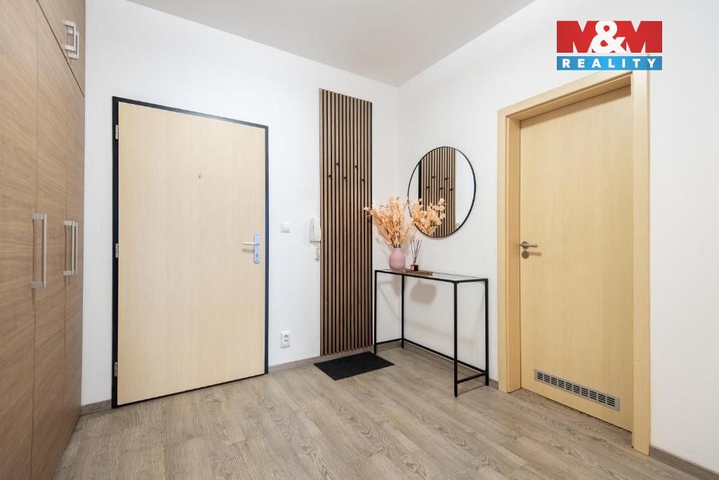 Pronájem bytu 2+kk 56 m² - foto 3