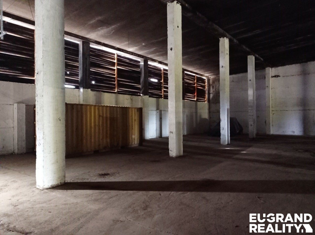 Pronájem komerčního prostoru 3100 m² - foto 3