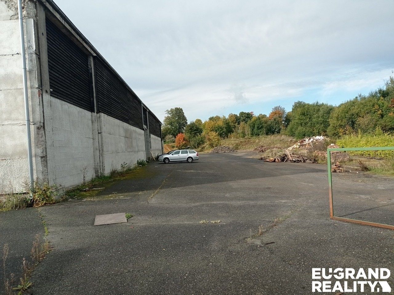 Pronájem komerčního prostoru 3100 m² - foto 6