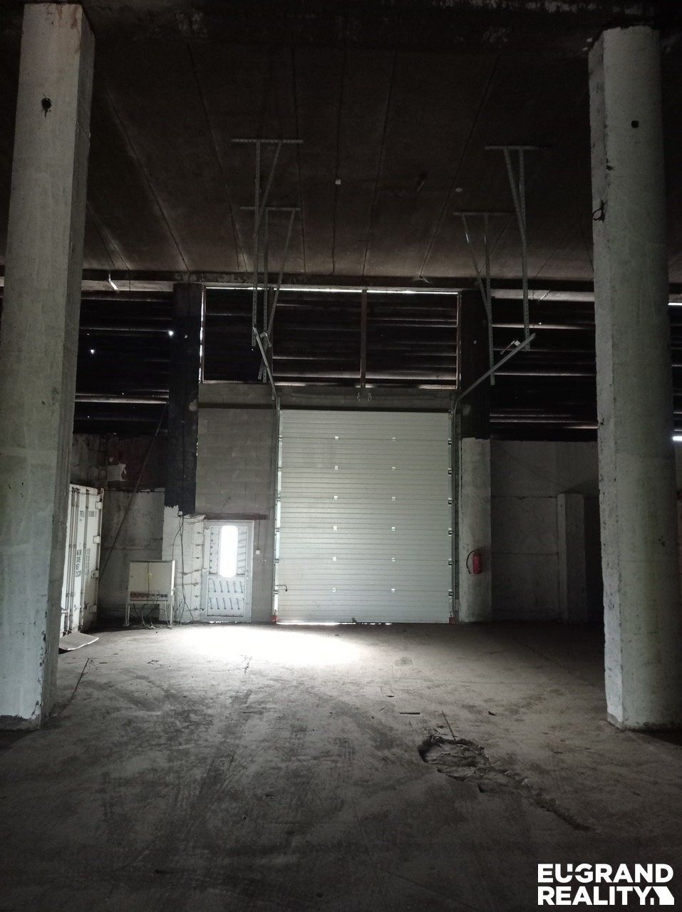 Pronájem komerčního prostoru 3100 m² - foto 4