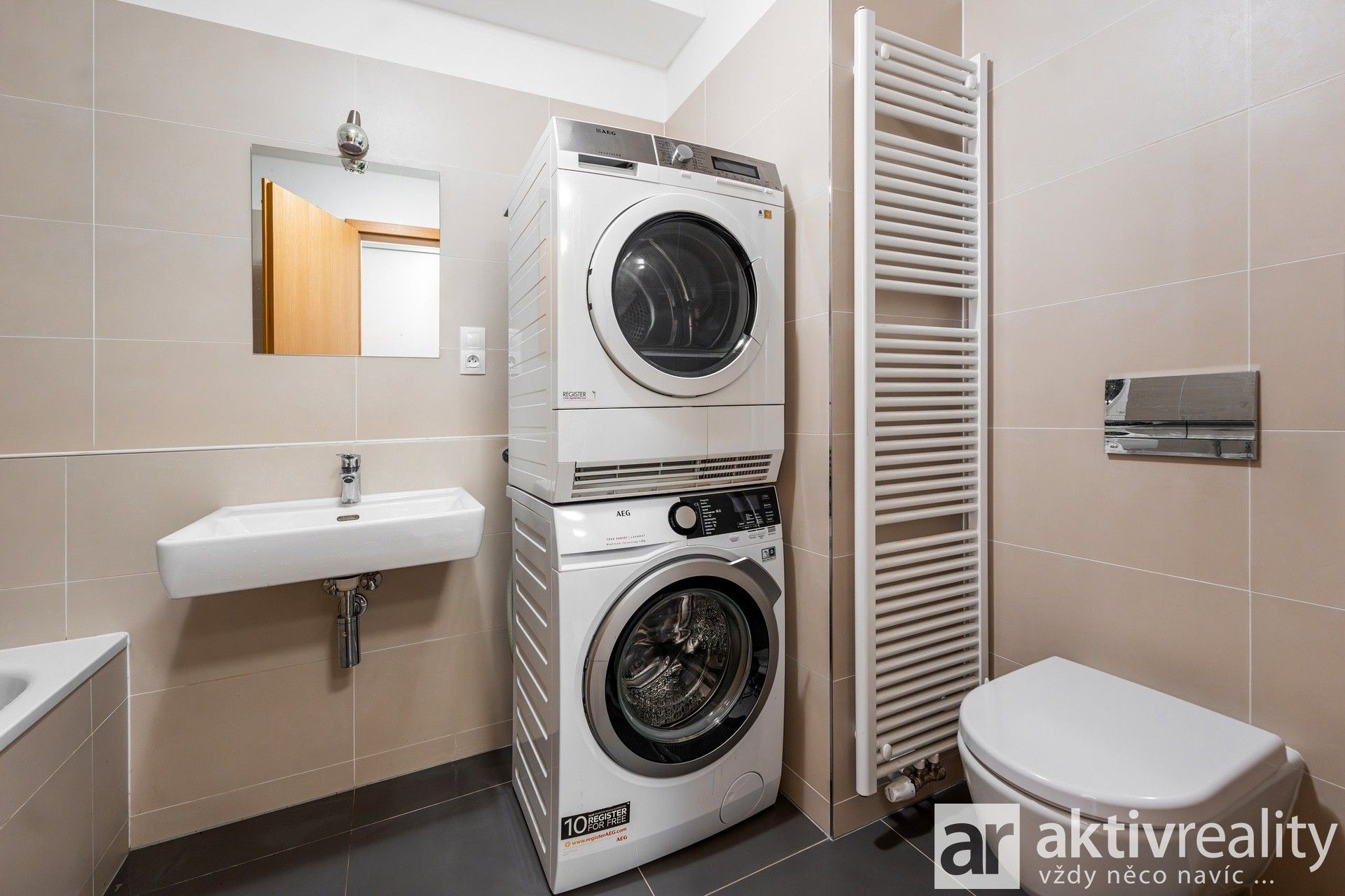 Pronájem bytu 1+kk 38 m² - foto 9