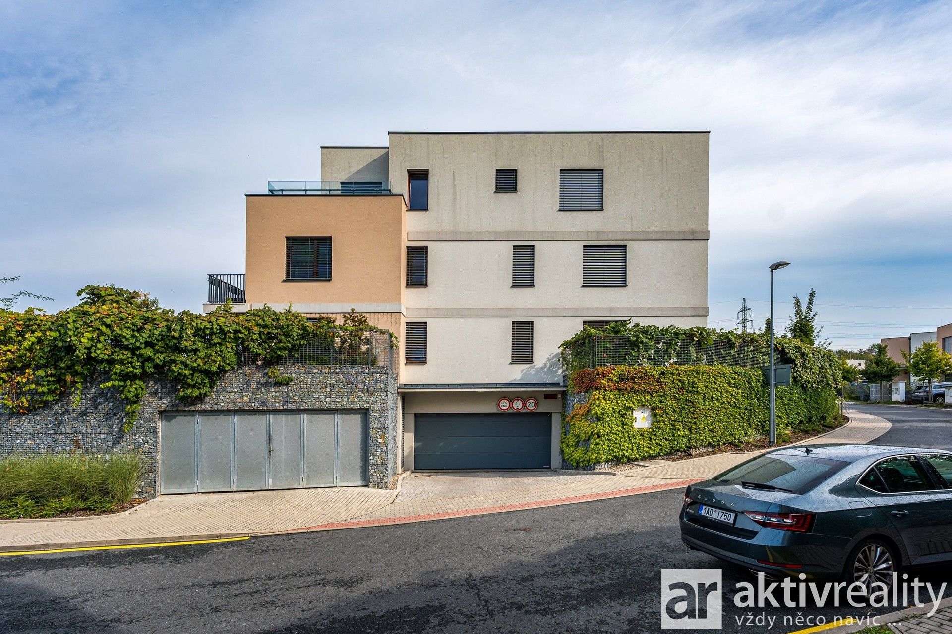 Pronájem bytu 1+kk 38 m² - foto 16