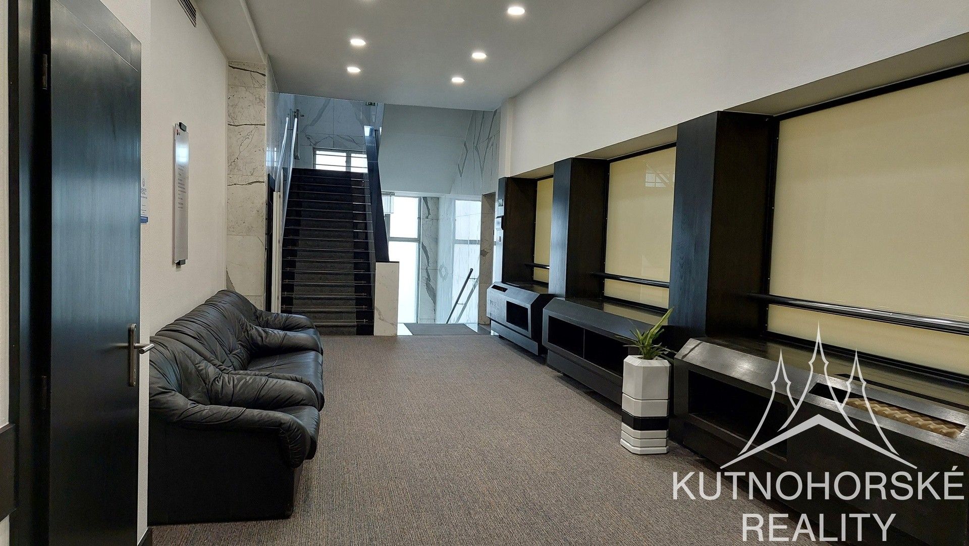 Pronájem komerčního prostoru 43 m² - foto 11