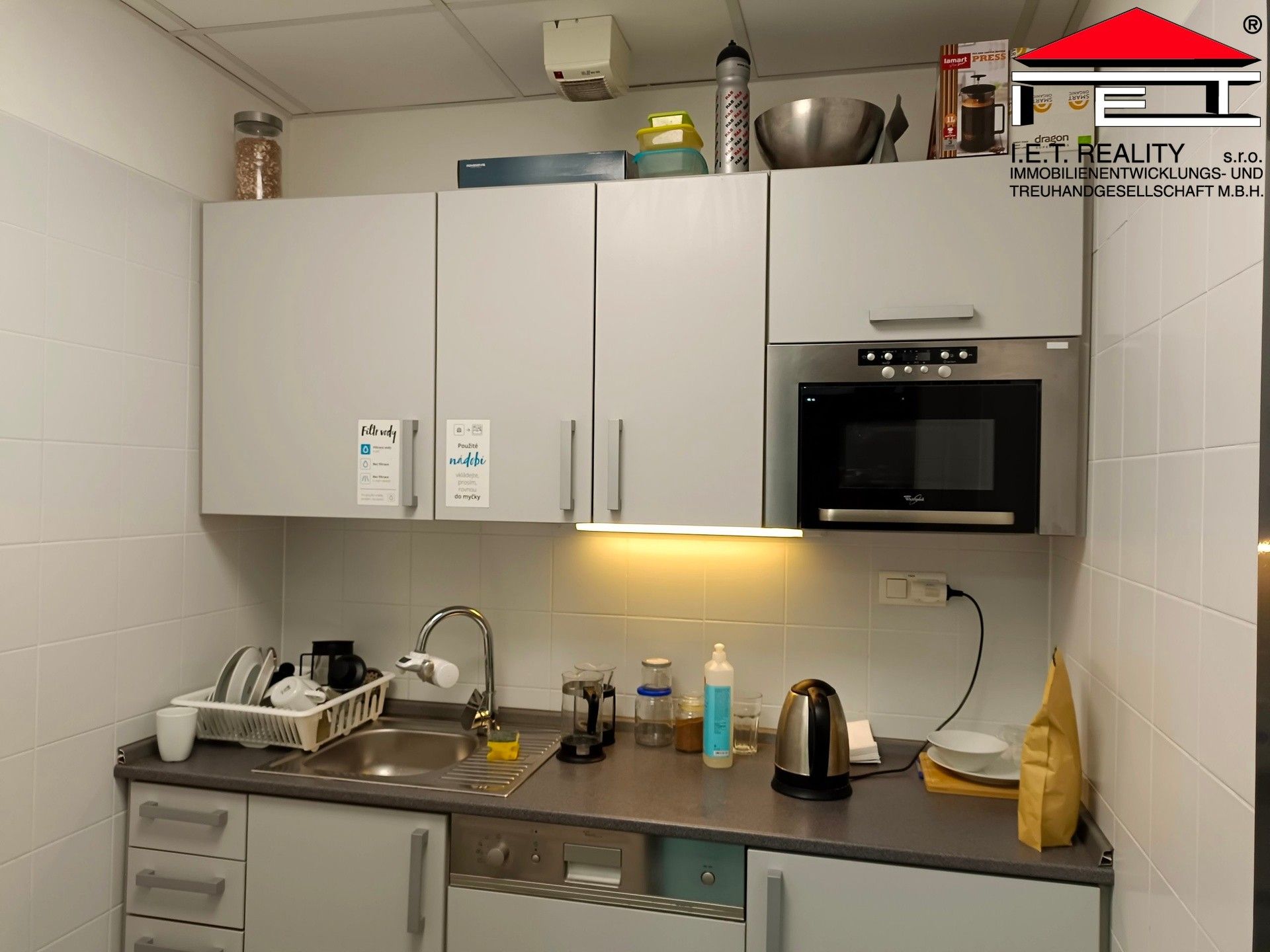 Pronájem komerčního prostoru 2694 m² - foto 7