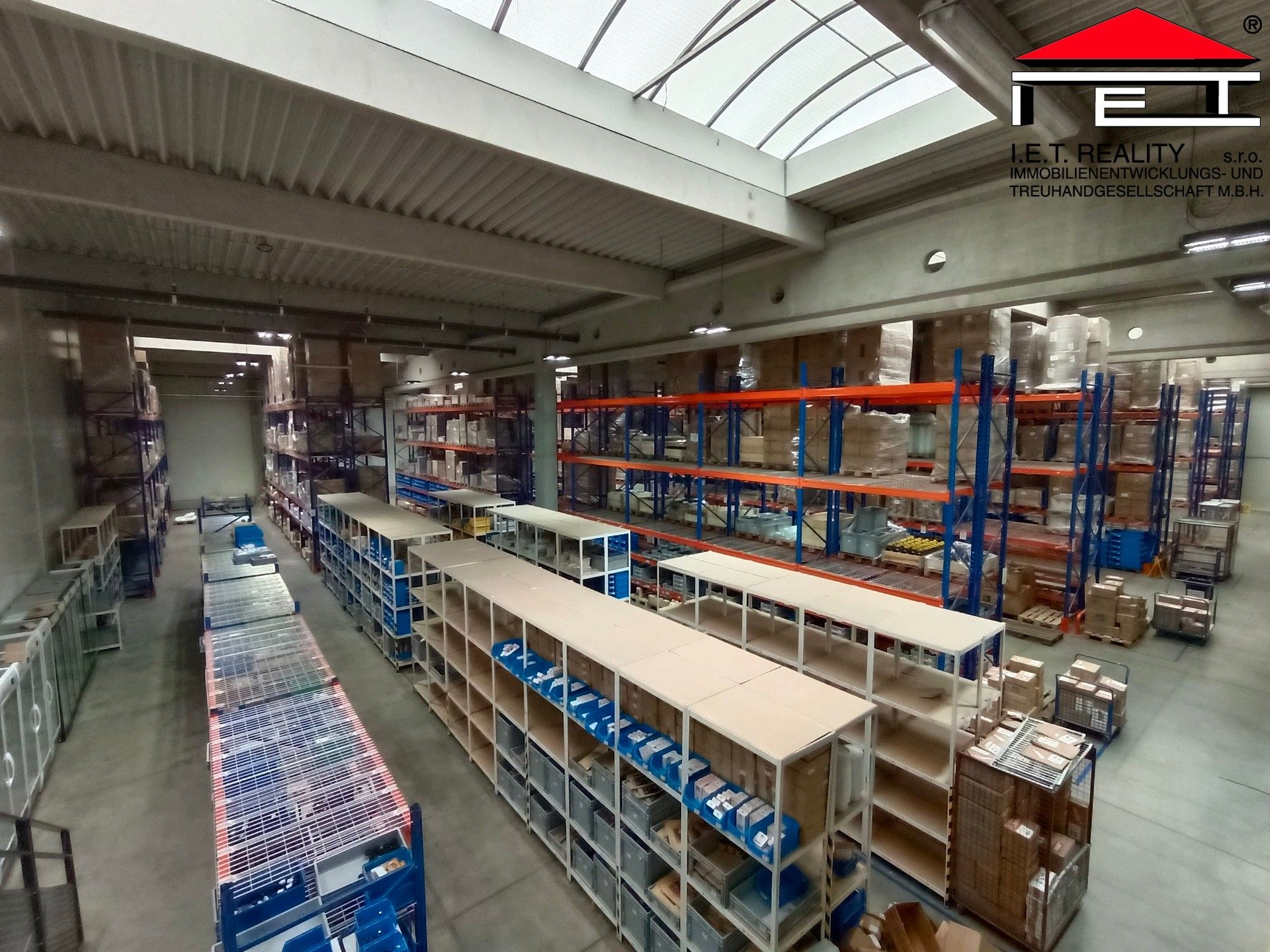 Pronájem komerčního prostoru 2694 m² - foto 8