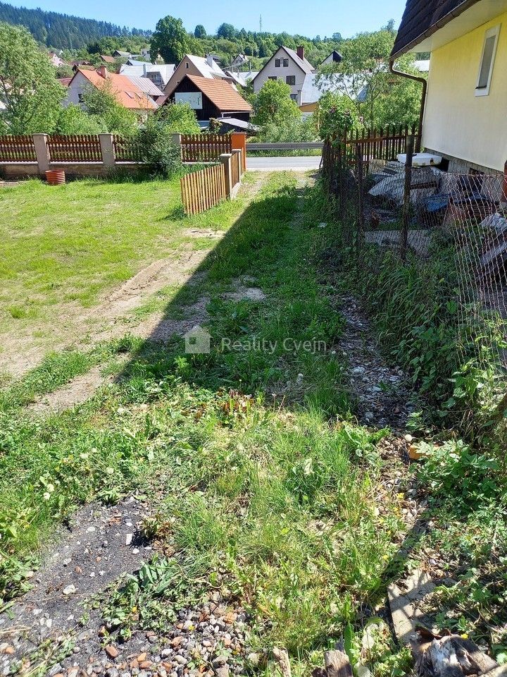 Prodej pozemku 2418 m² - foto 12