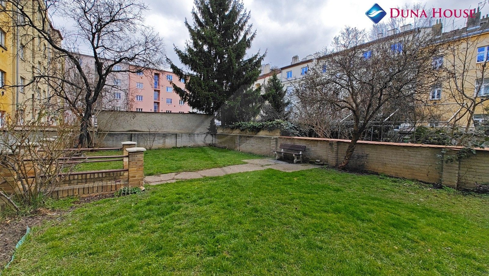 Prodej bytu 1+kk 35 m² - foto 3