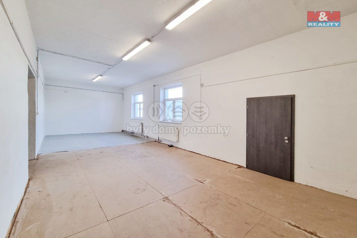 Pronájem komerčního prostoru 370 m² - foto 12
