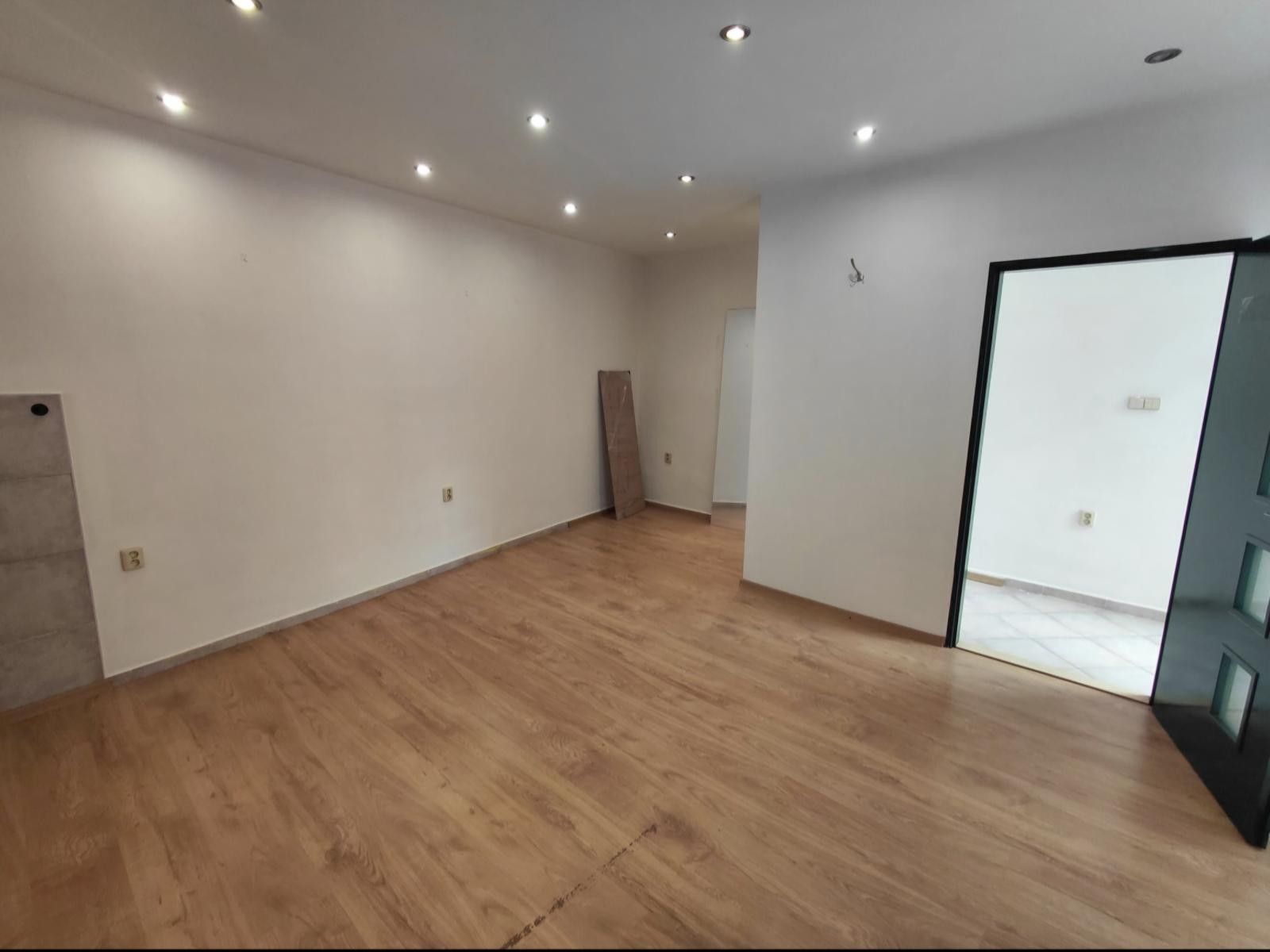 Pronájem komerčního prostoru 21 m² - foto 9