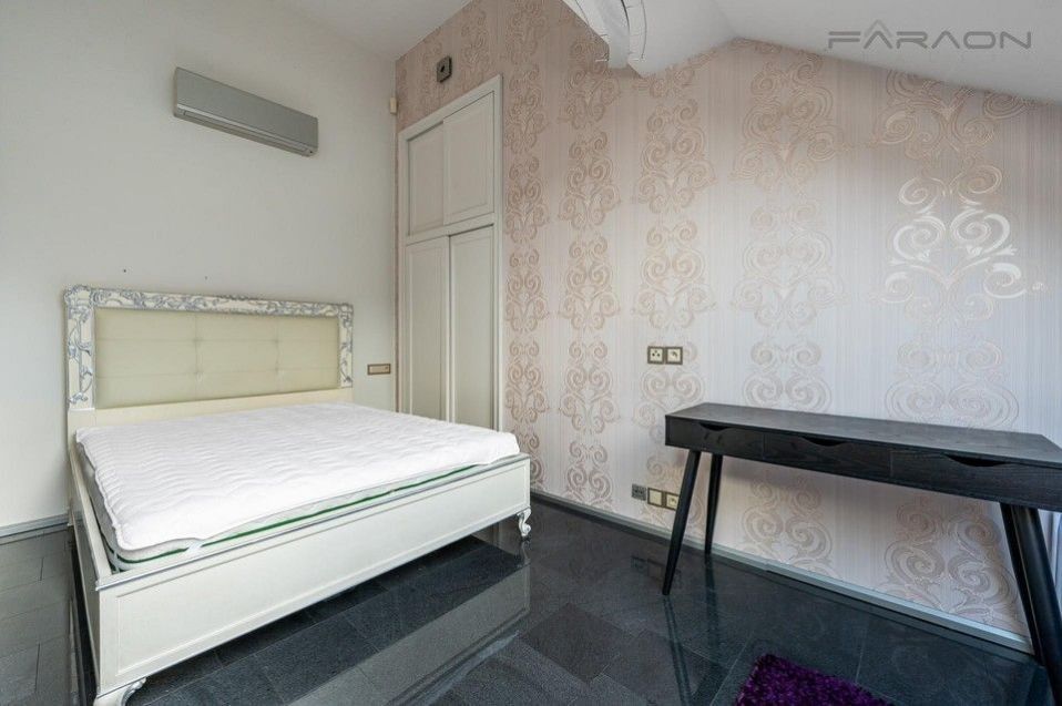 Prodej bytu 3+kk 162 m² - foto 8