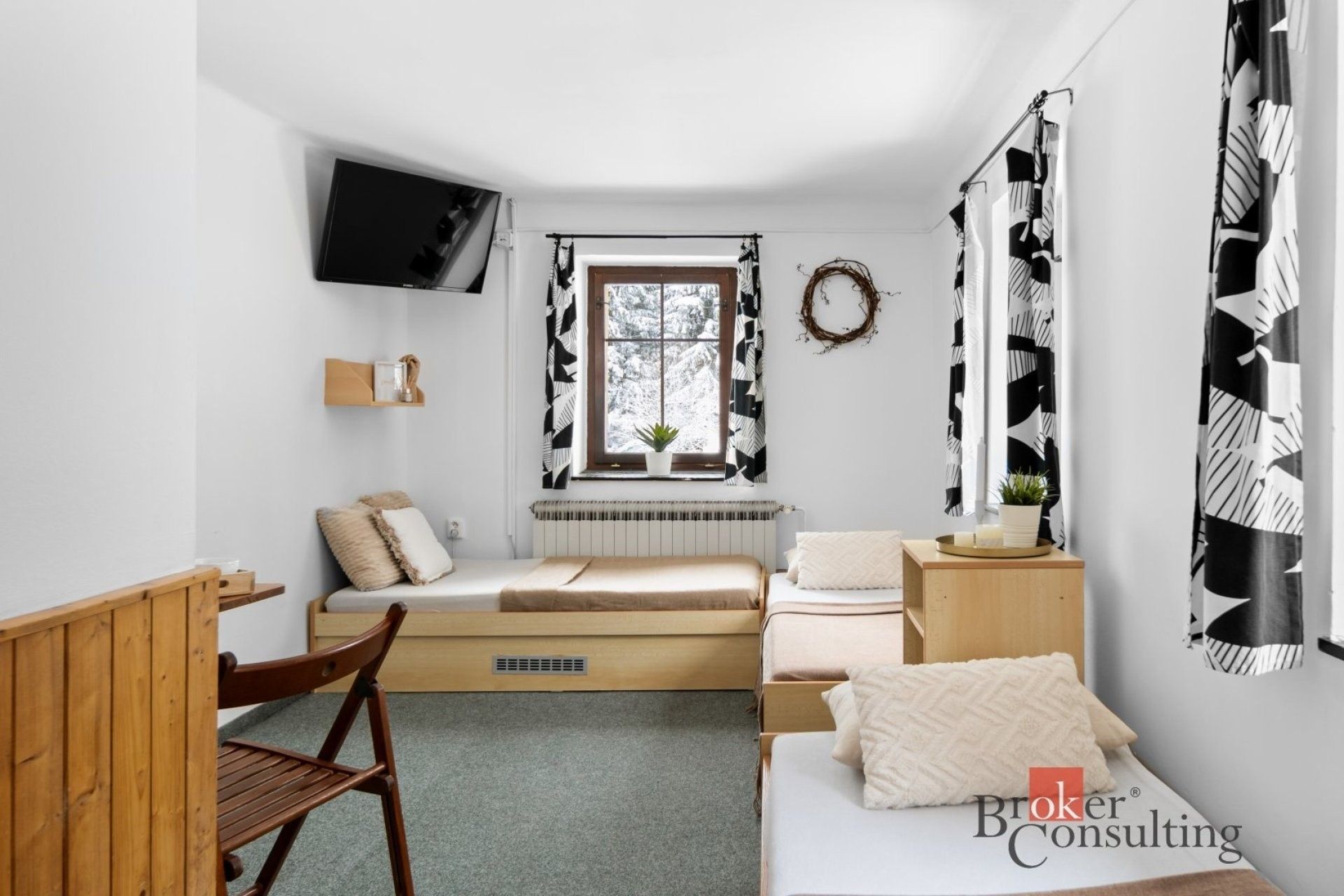 Prodej komerčního prostoru 498 m² - foto 6