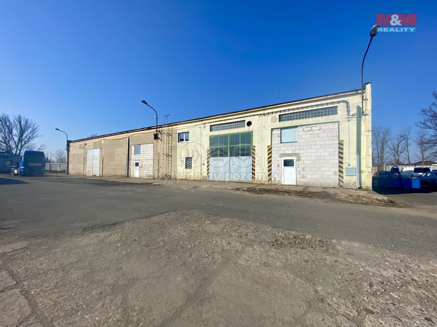Pronájem komerčního prostoru 563 m² - foto 1
