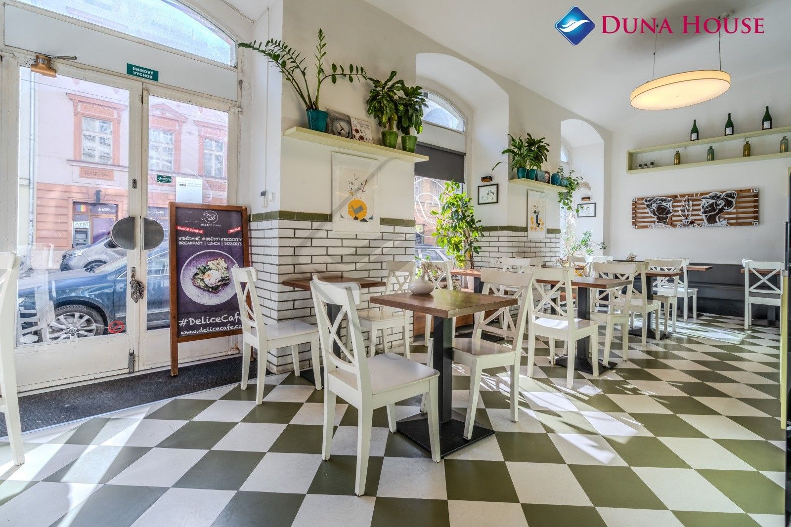 Pronájem komerčního prostoru 179 m² - foto 6