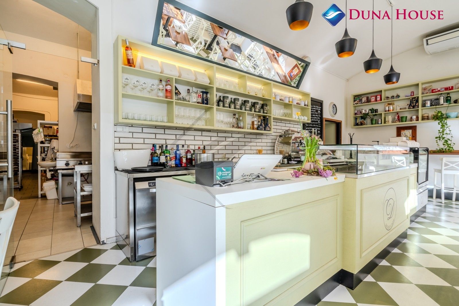 Pronájem komerčního prostoru 179 m² - foto 7