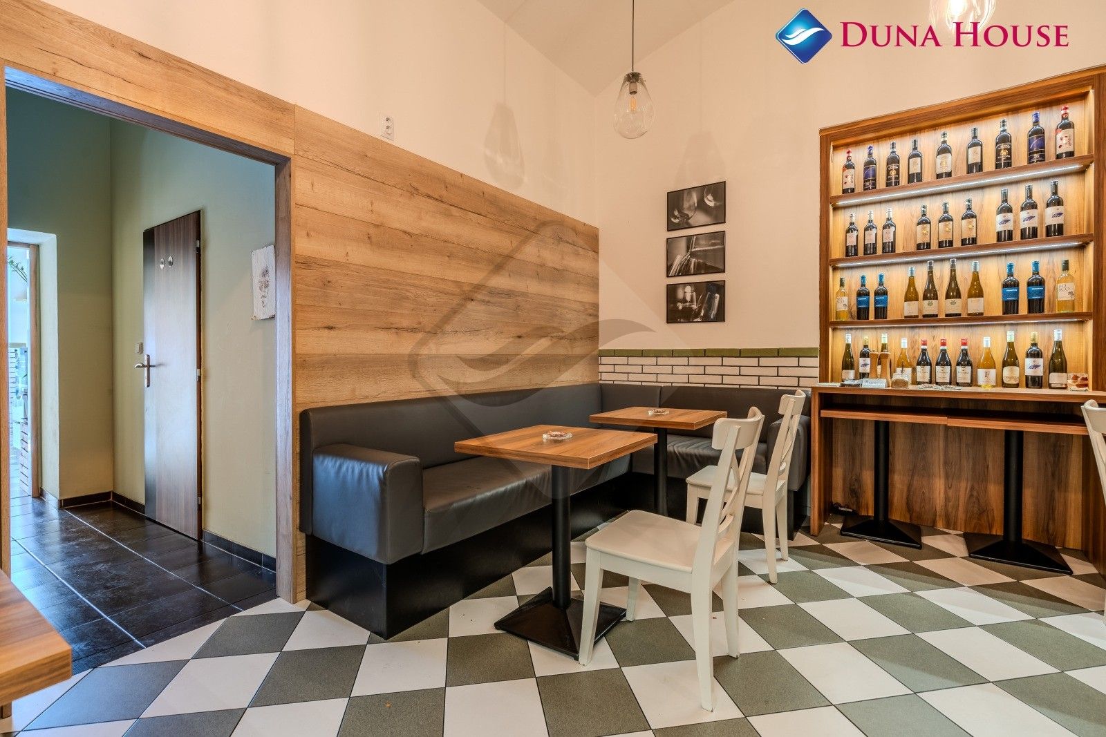 Pronájem komerčního prostoru 179 m² - foto 15