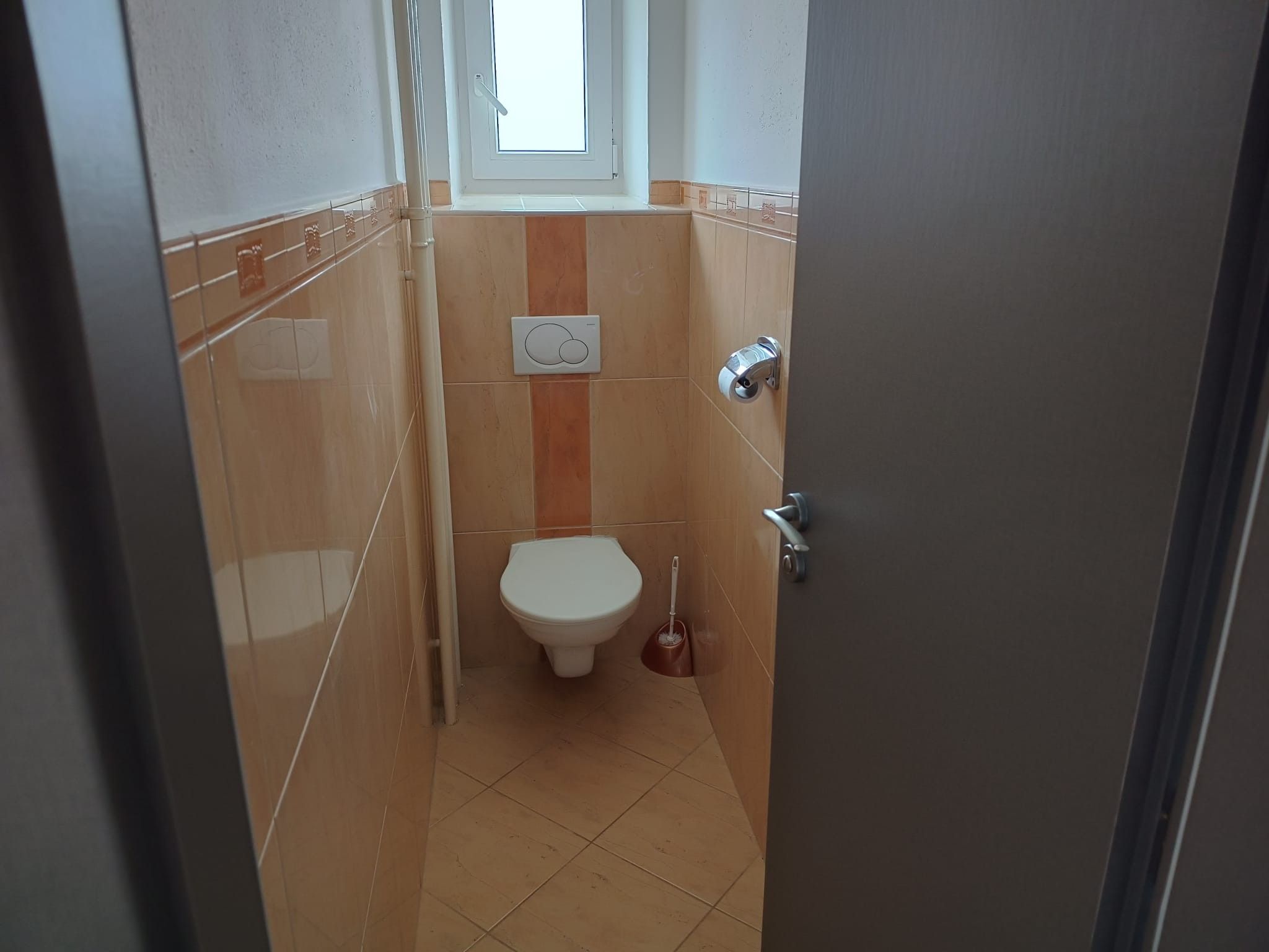 Pronájem bytu 3+kk 77 m² - foto 2