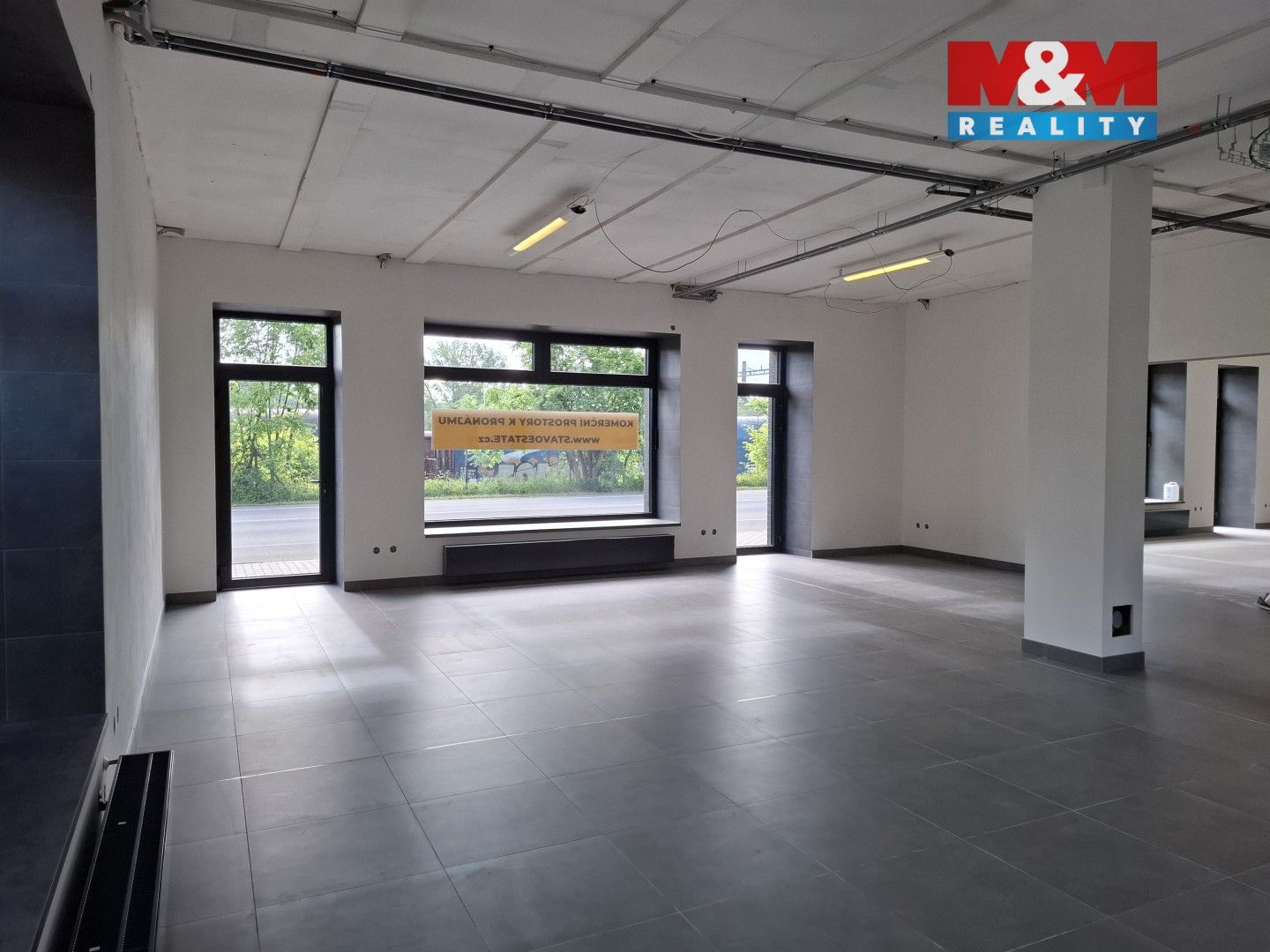 Pronájem komerčního prostoru 83 m² - foto 2