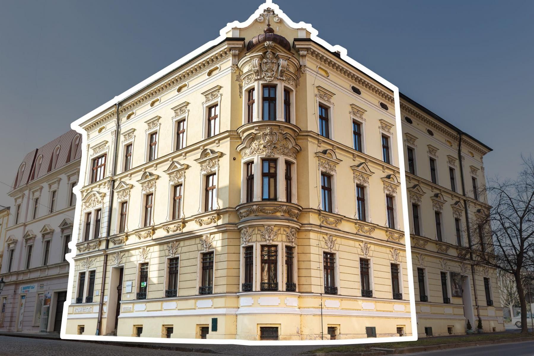 Prodej komerčního prostoru 800 m² - foto 2
