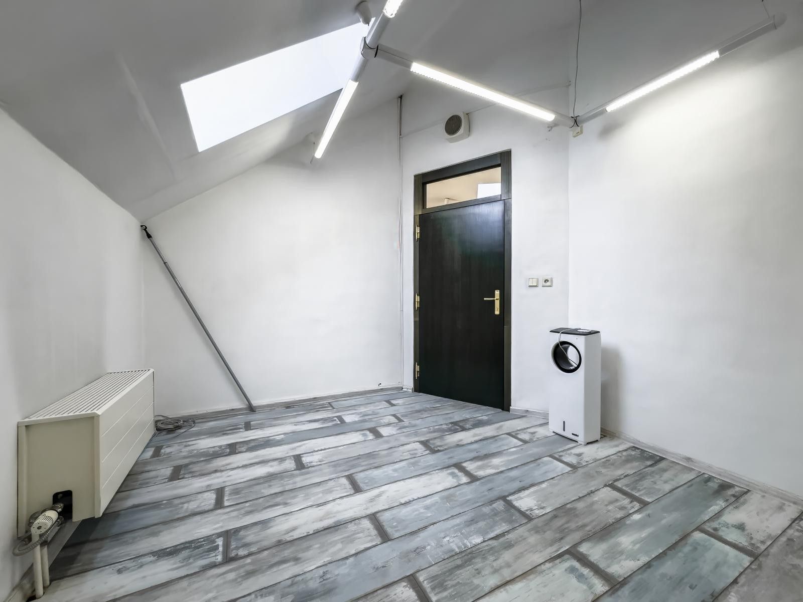 Prodej komerčního prostoru 800 m² - foto 16
