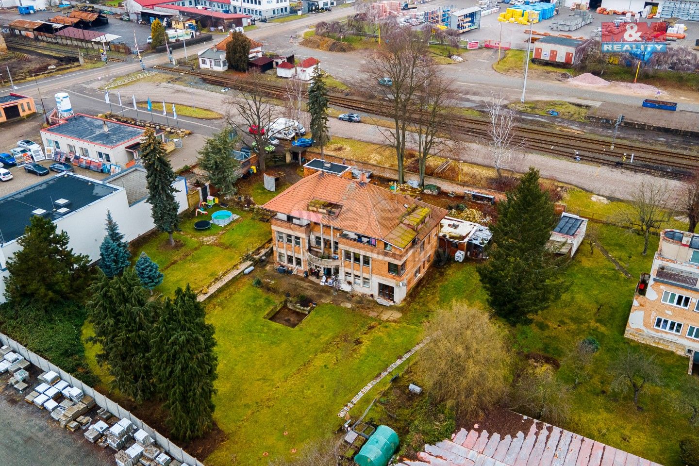 Prodej domu 705 m² - foto 1