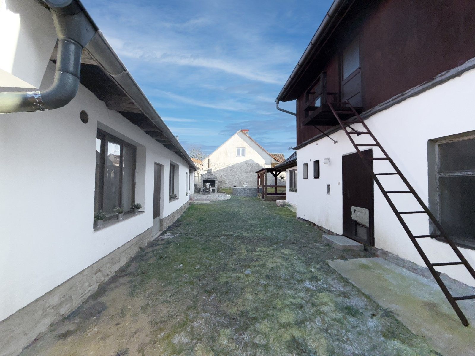 Prodej domu 193 m² - foto 2