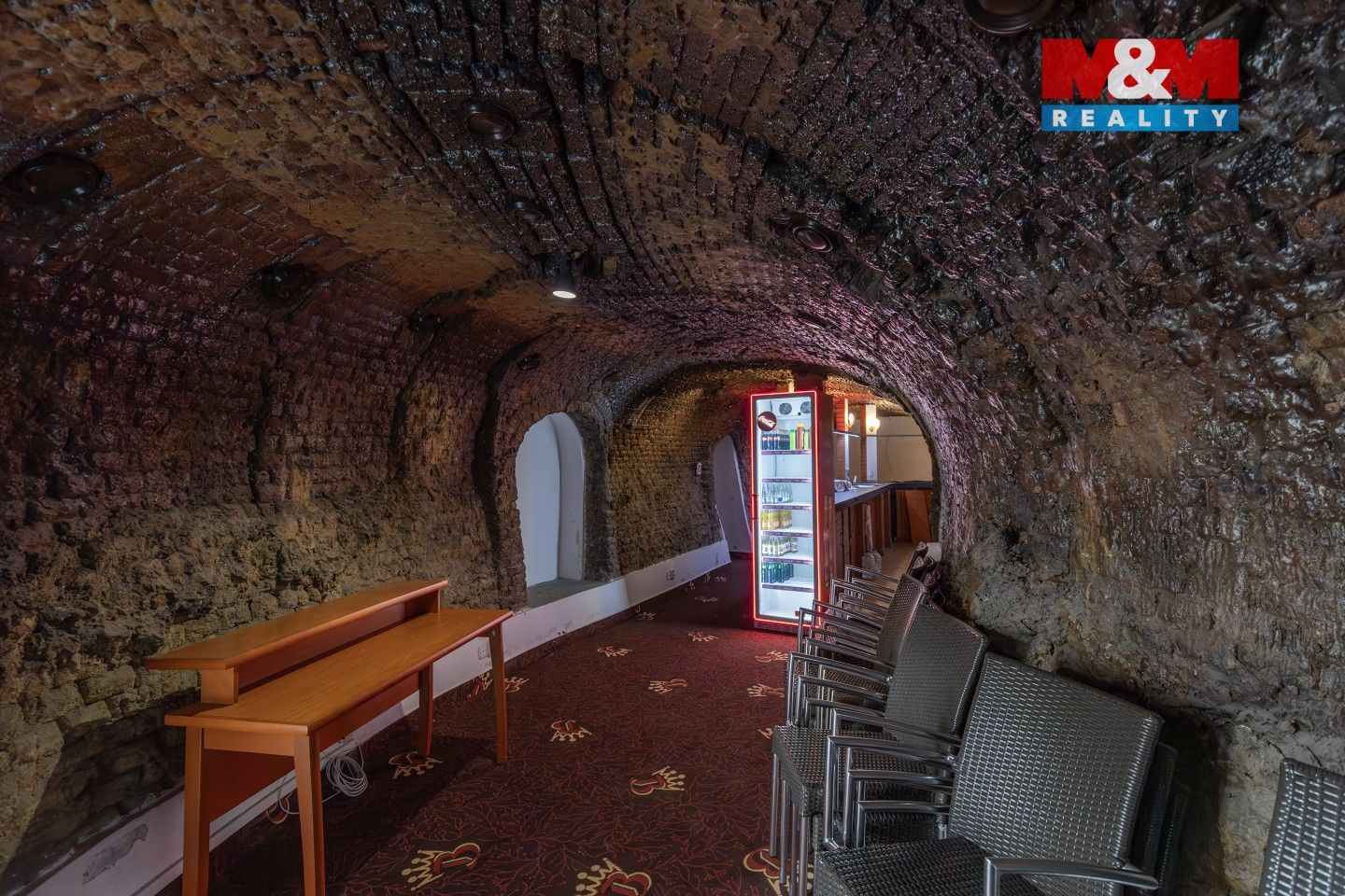 Prodej komerčního prostoru 2100 m² - foto 18