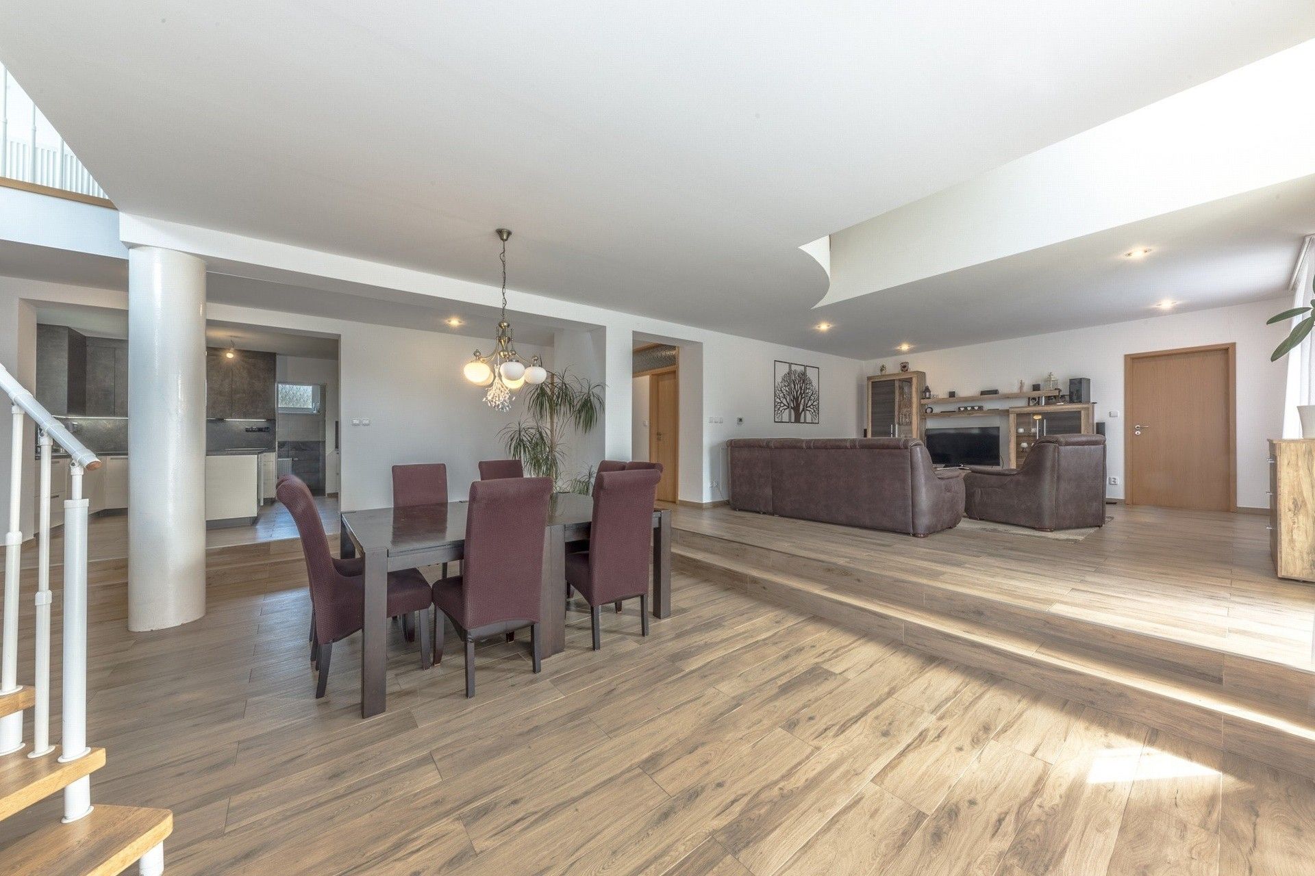 Prodej domu 260 m² - foto 3