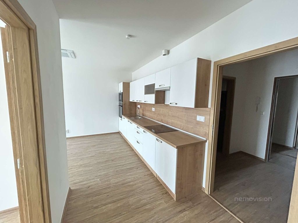 Pronájem bytu 2+kk 50 m² - foto 4