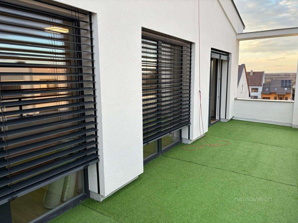 Pronájem bytu 2+kk 50 m² - foto 8