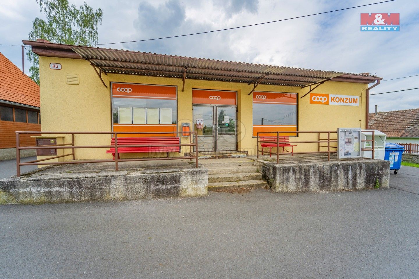 Prodej komerčního prostoru 115 m² - foto 1