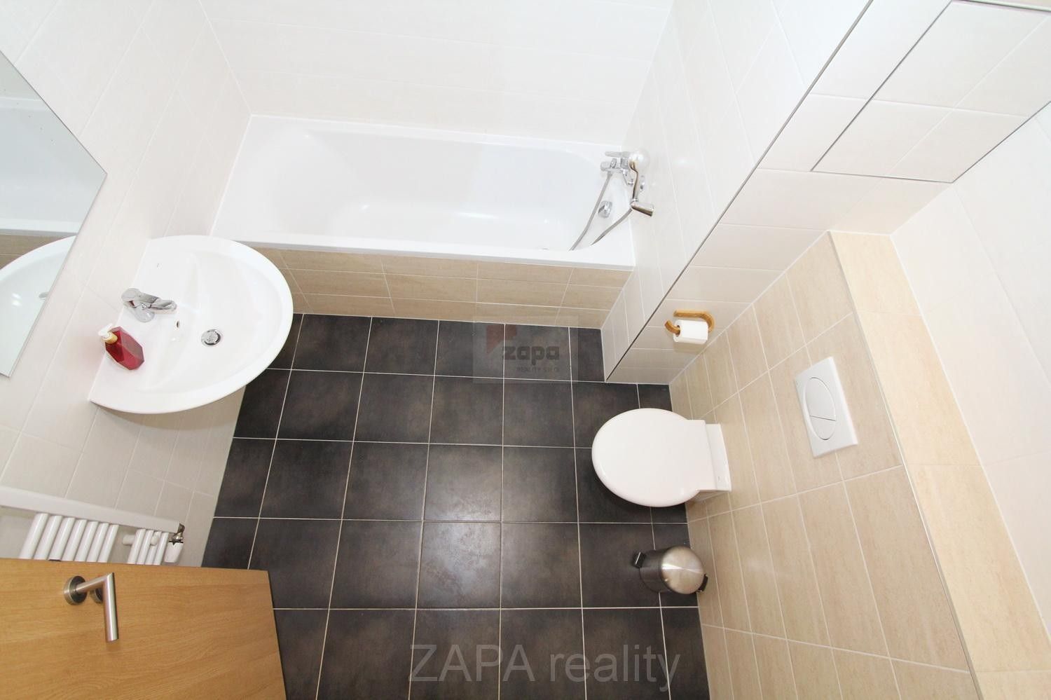 Pronájem bytu 2+kk 48 m² - foto 8