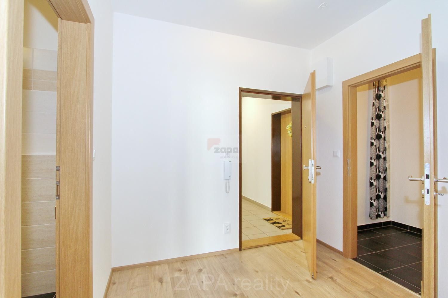 Pronájem bytu 2+kk 48 m² - foto 10