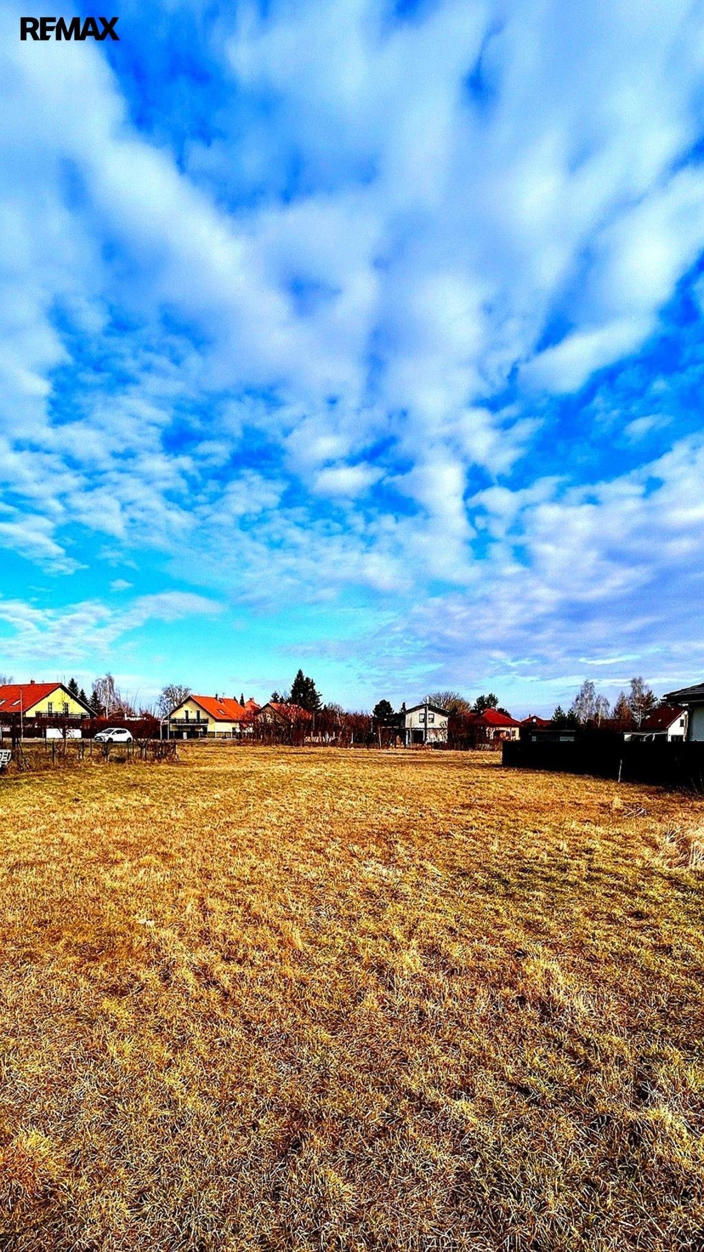Prodej pozemku 803 m² - foto 1