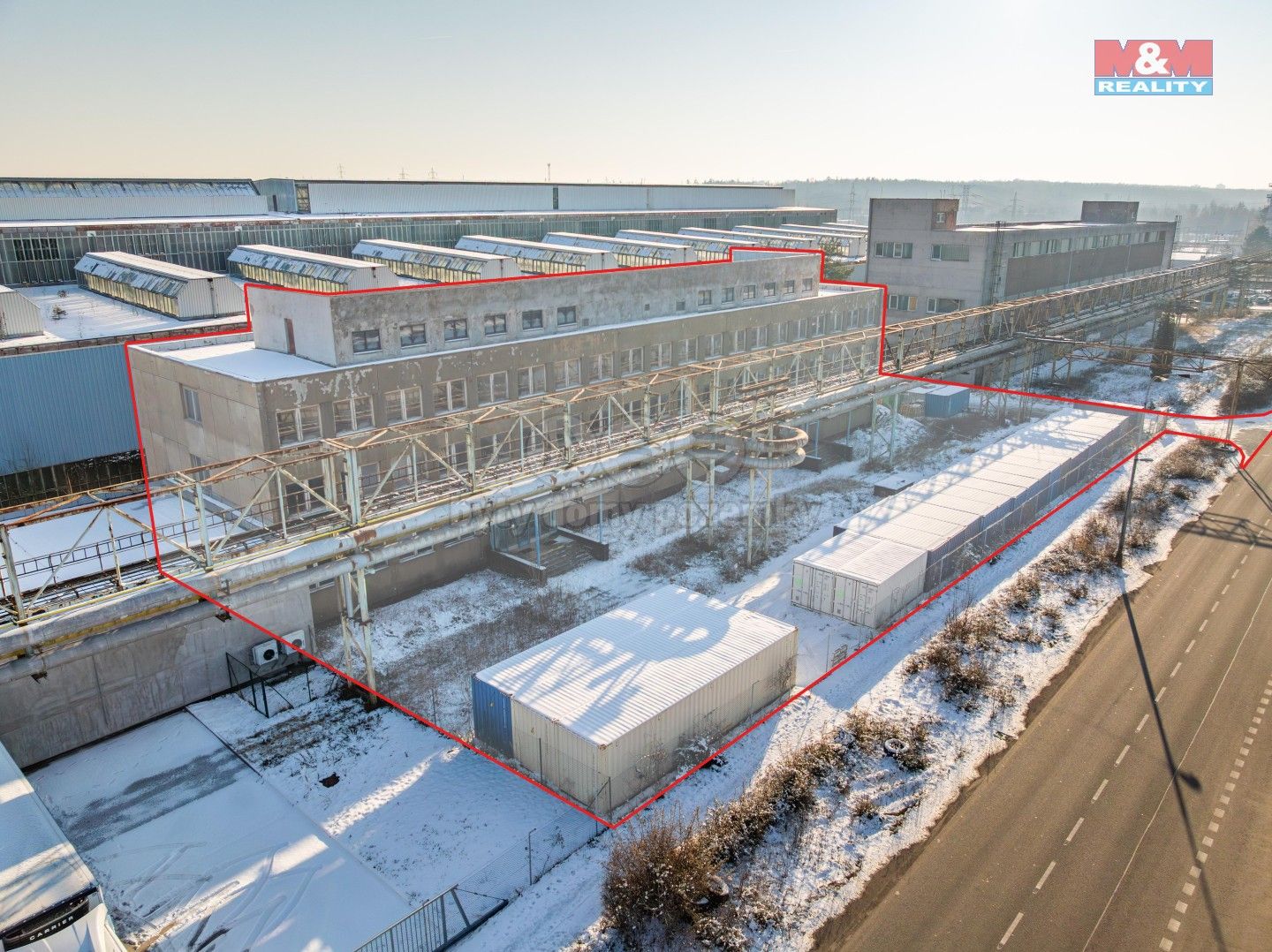 Prodej komerčního prostoru 2602 m² - foto 1