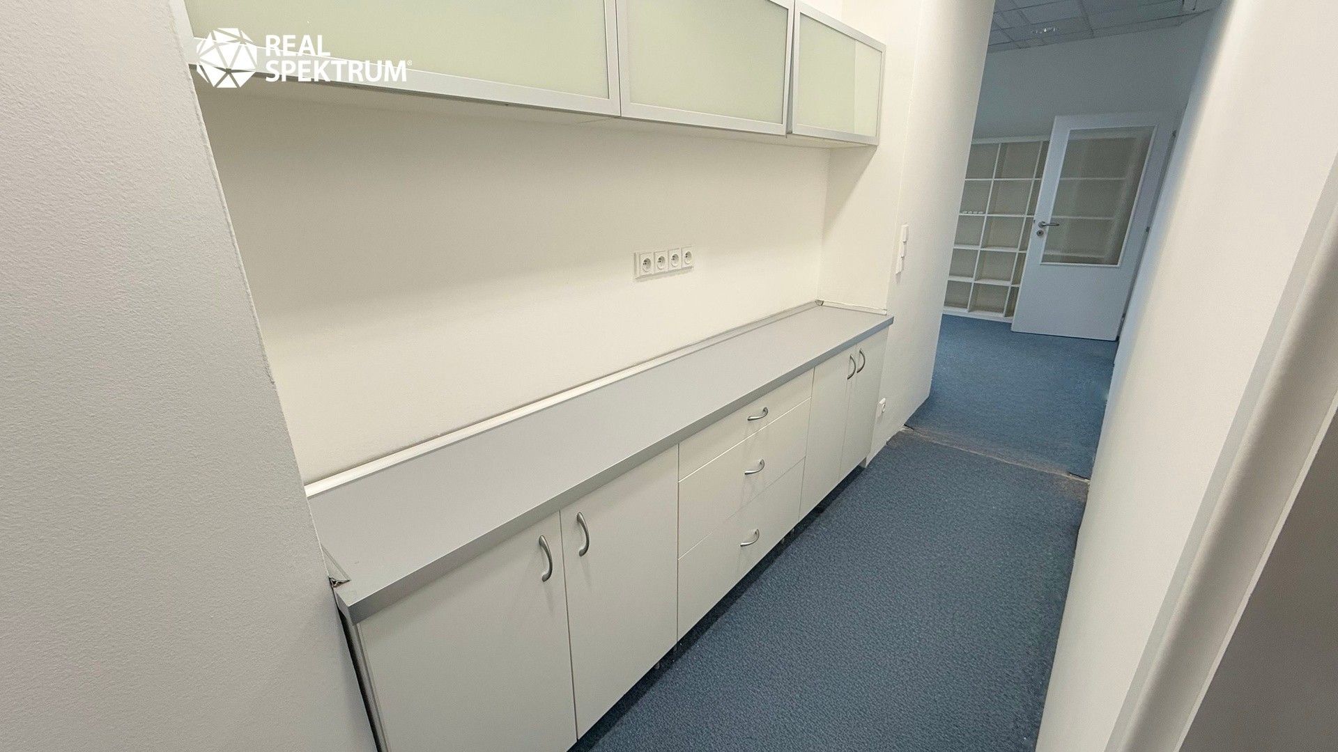 Pronájem komerčního prostoru 92 m² - foto 5