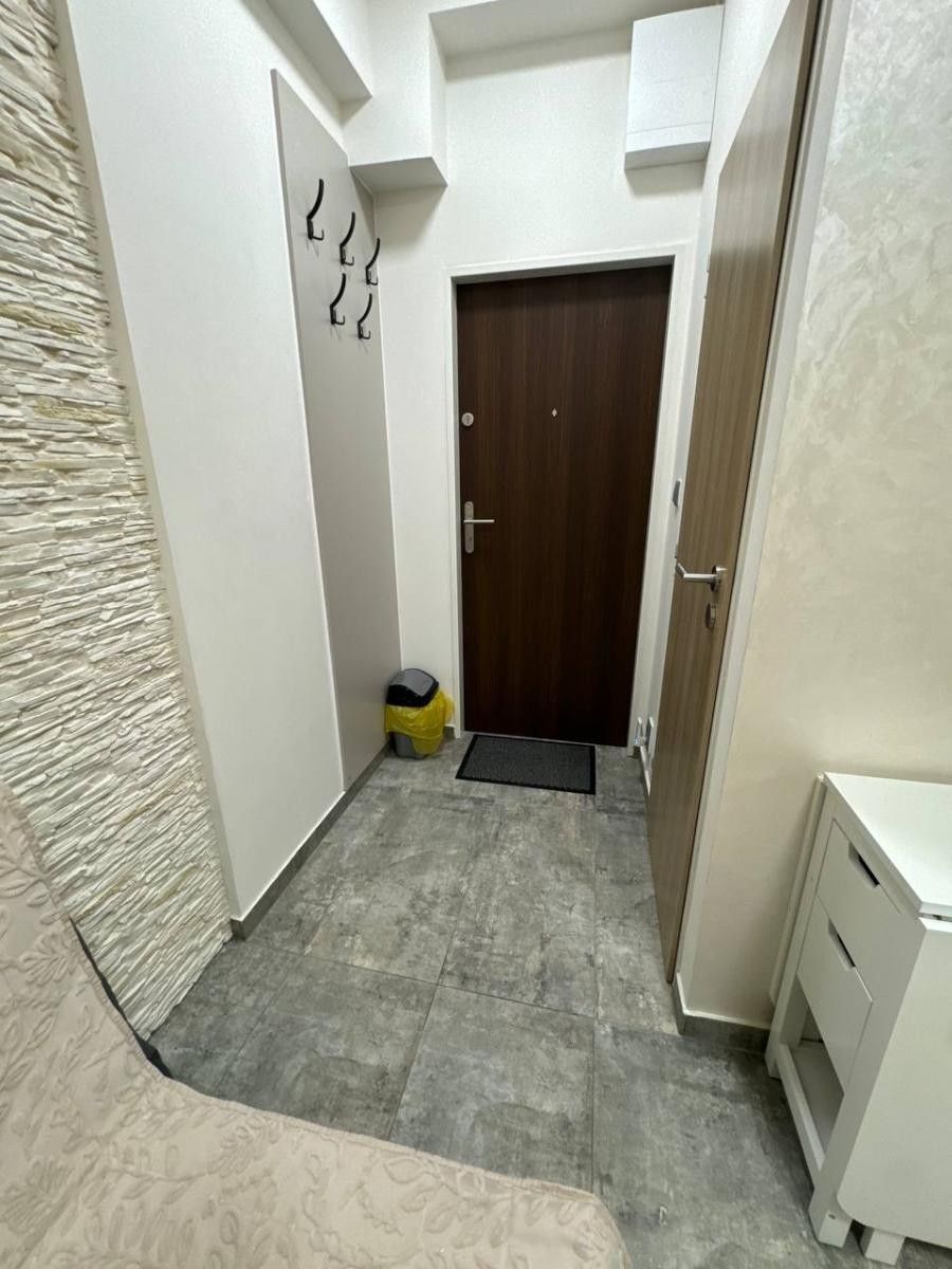 Pronájem bytu 2+kk 33 m² - foto 5