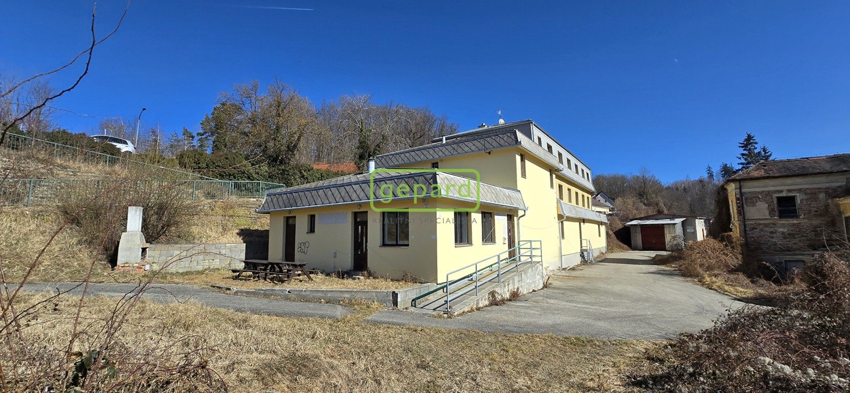 Pronájem nemovitosti 470 m² - foto 3