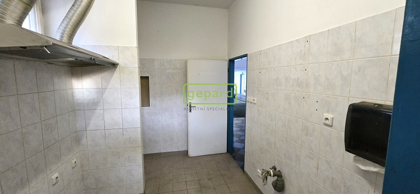Pronájem nemovitosti 470 m² - foto 13
