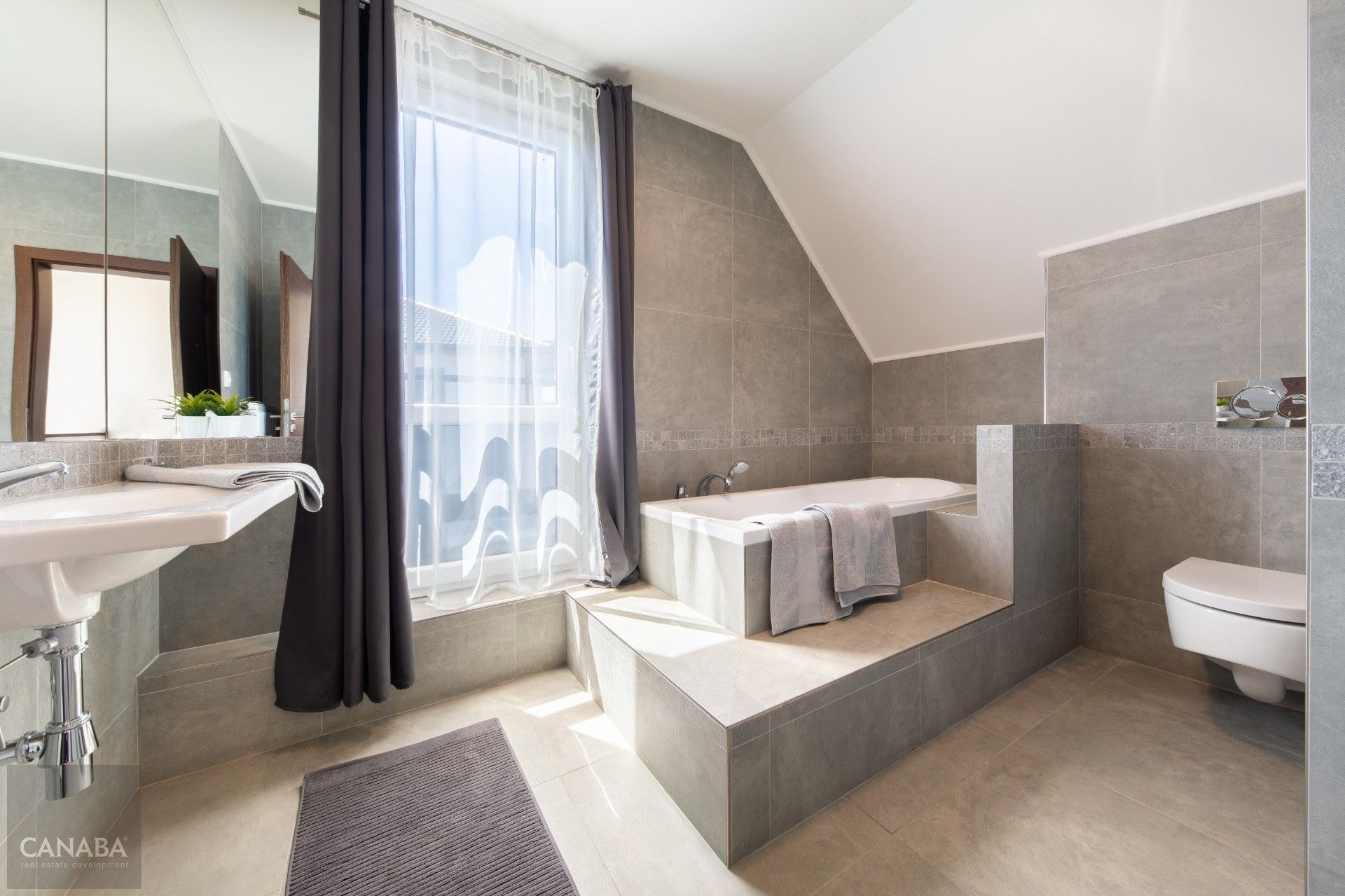 Prodej nemovitosti 139 m² - foto 4